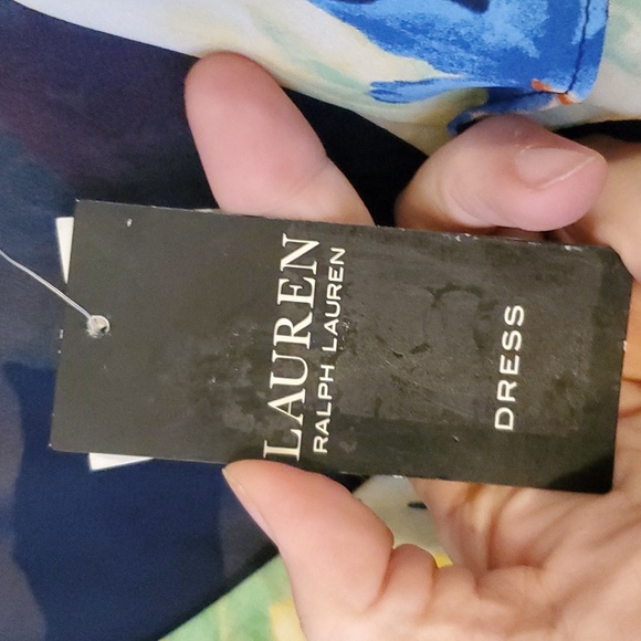 Lauren Ralph Lauren Floral Crinkled Georgette Gown in Navy Size 12 NWT'S - Picture 11 of 15